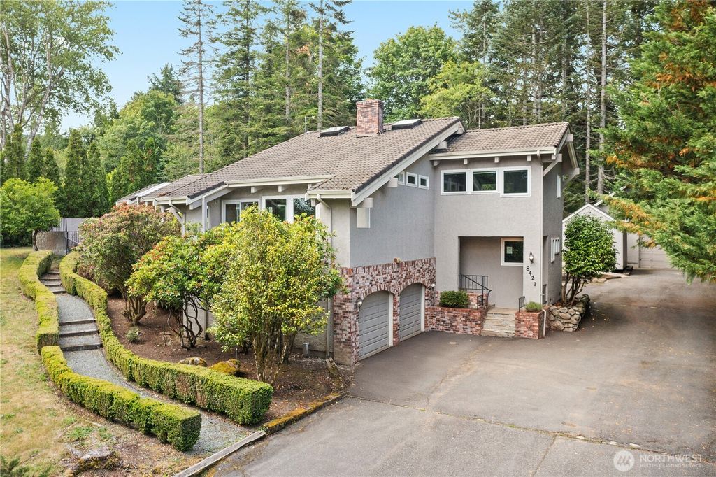 Photo of 8421 374th Place SE, Snoqualmie, WA 98065 (MLS # 2401796)