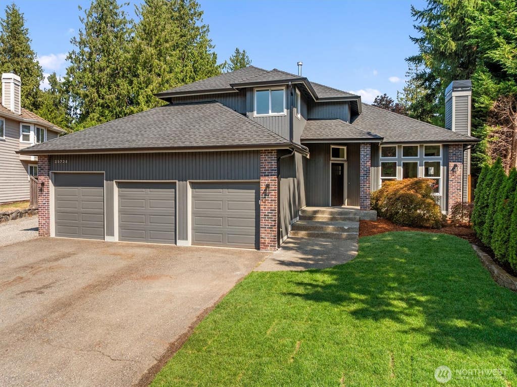 Photo of 25738 215th Court SE, Maple Valley, WA 98038 (MLS # 2568979)