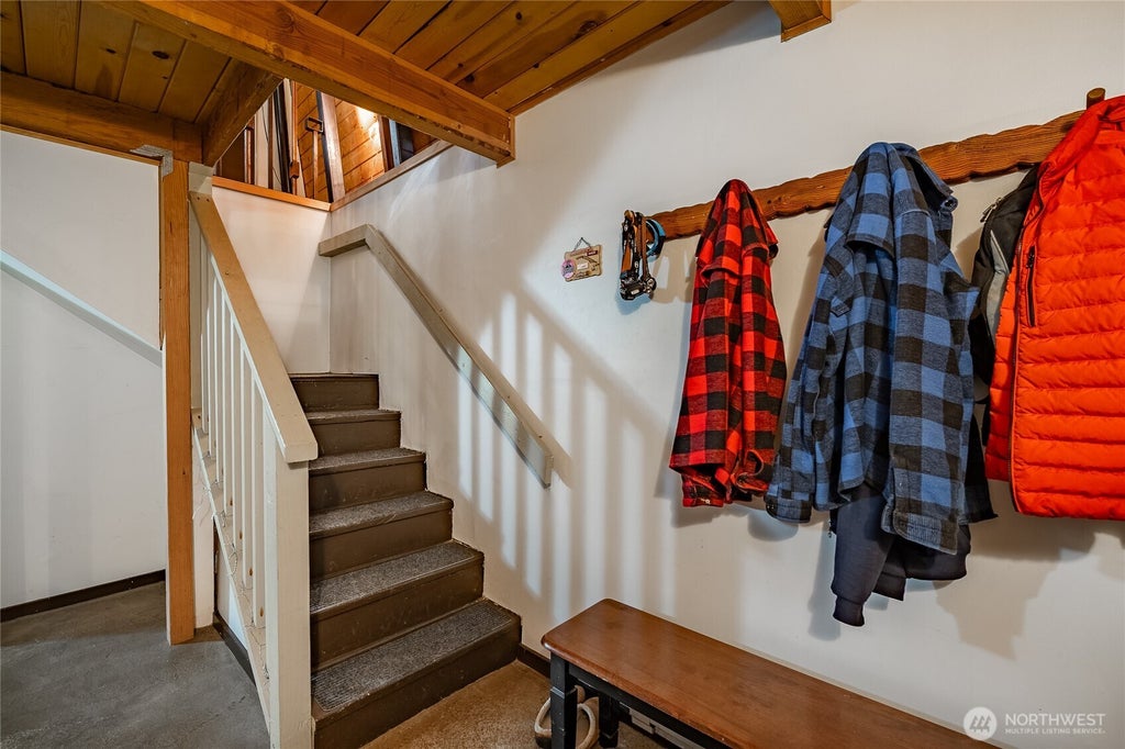 Photo of 16010 Shuksan Rim Drive, Deming, WA 98244 (MLS # 2497994)