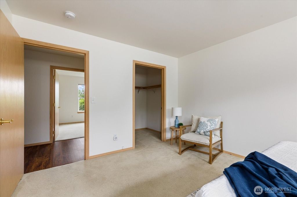 listing image 9362781532425676204