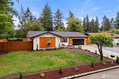 Photo of 1402 159th Street Ct E, Tacoma, WA 98445 (MLS # 2556723)
