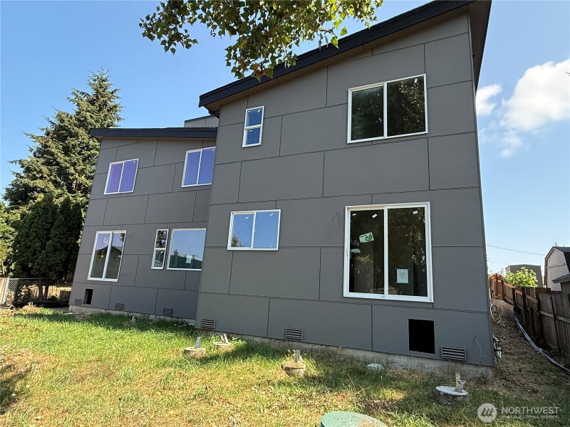 12017 5th Avenue SW a