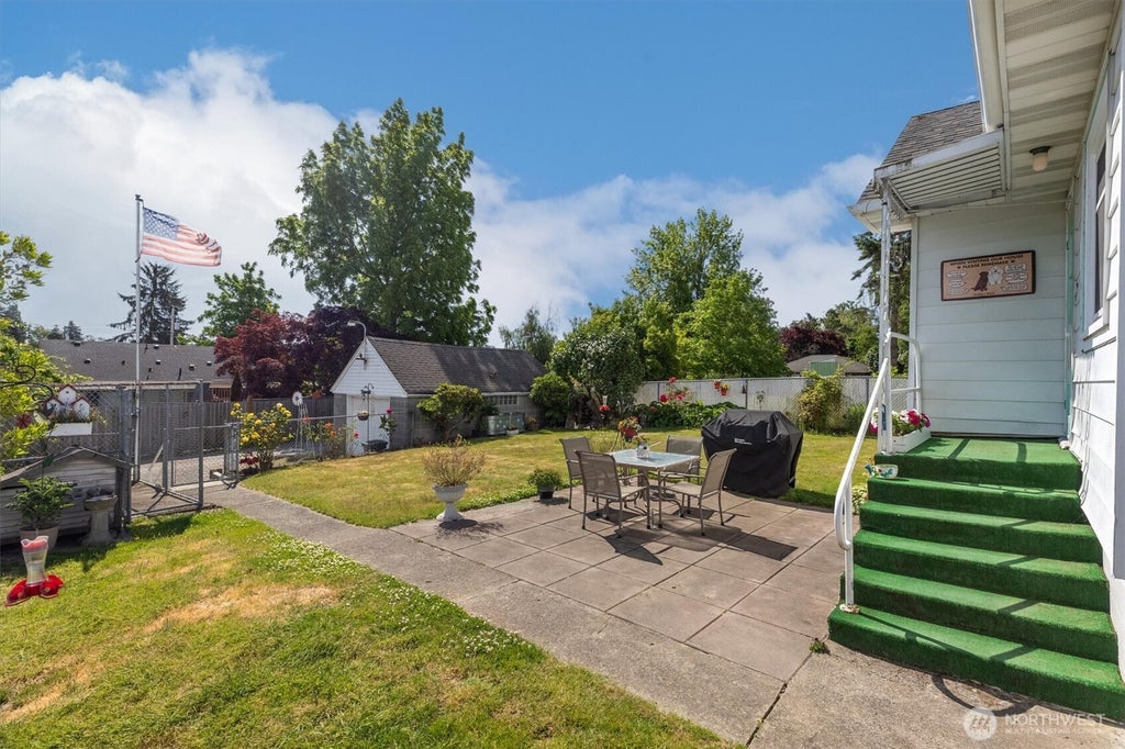 Photo of 5625 S Sheridan Avenue, Tacoma, WA 98408 (MLS # 2542715)