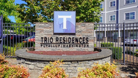 Photo of 13405 97th Avenue E #207, Puyallup, WA 98373 (MLS # 2562874)