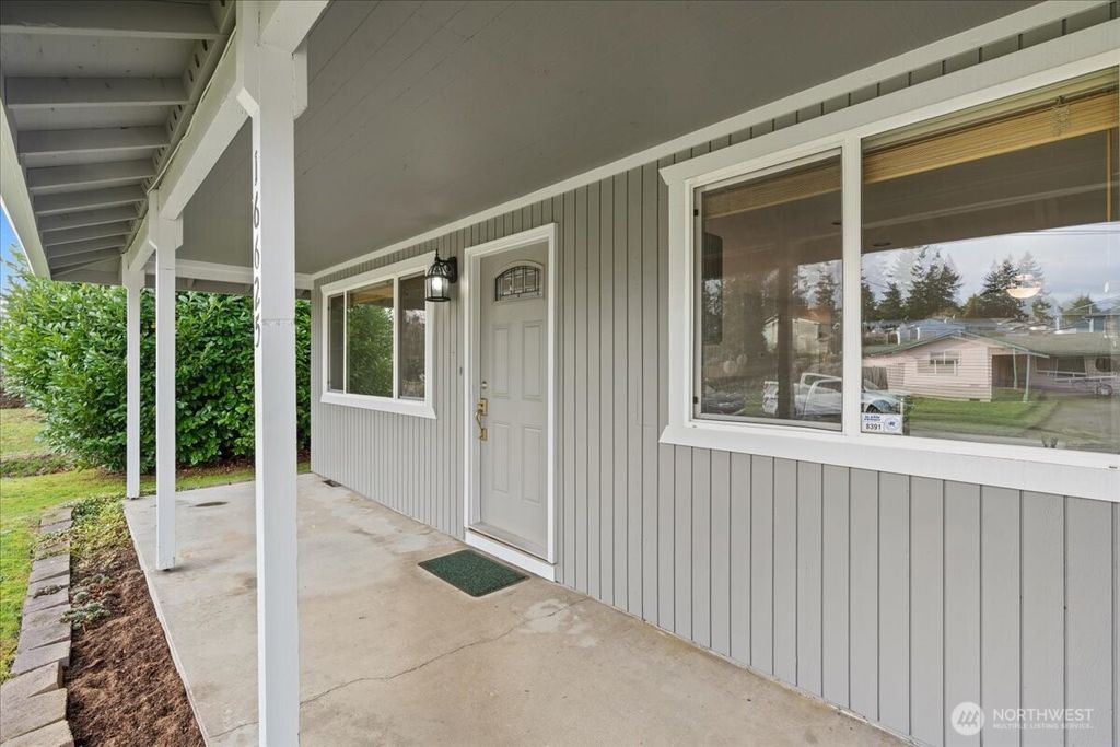 Photo of 16625 126th Avenue SE, Renton, WA 98058 (MLS # 2461522)