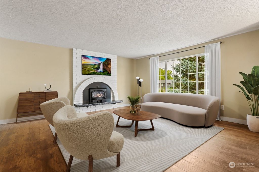 Photo of 4405 126th Place NE, Marysville, WA 98271 (MLS # 2272326)