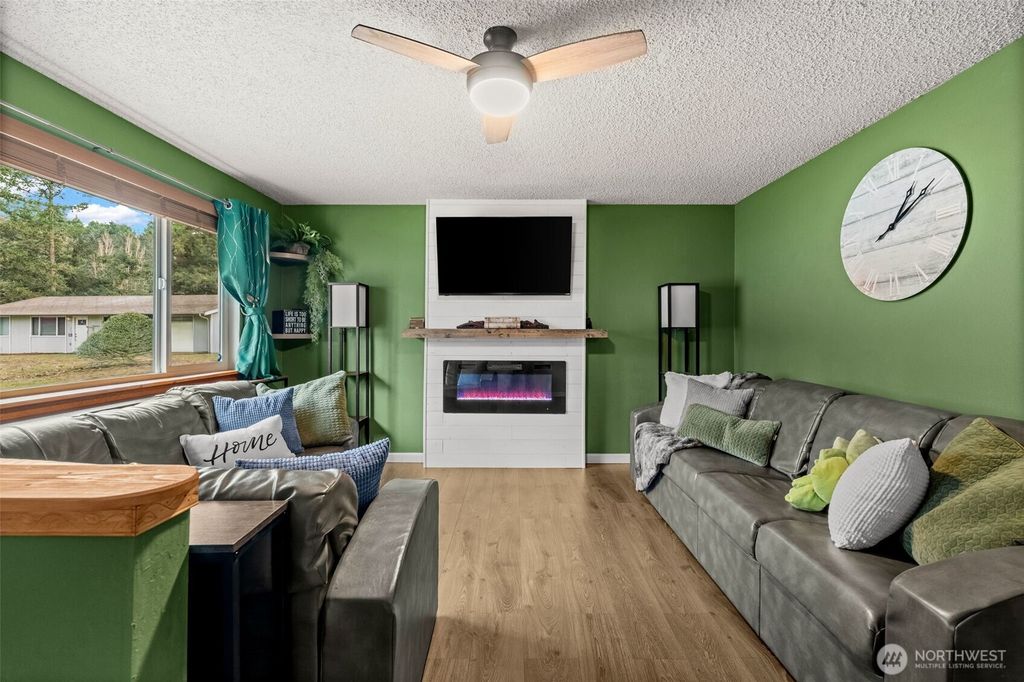 Photo of 9312 Snowberry Circle W, University Place, WA 98467 (MLS # 2462832)