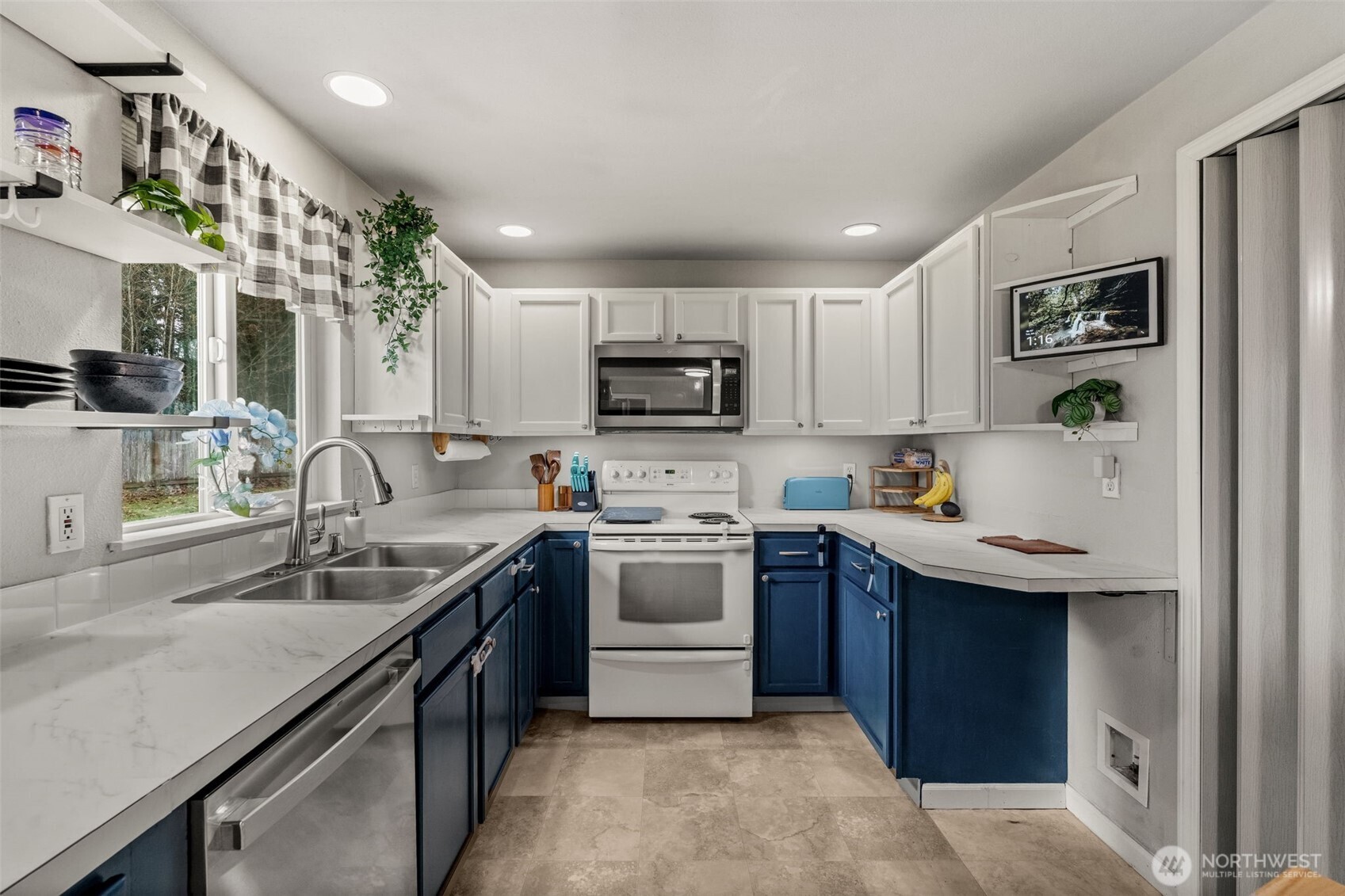 9312 Snowberry Circle W