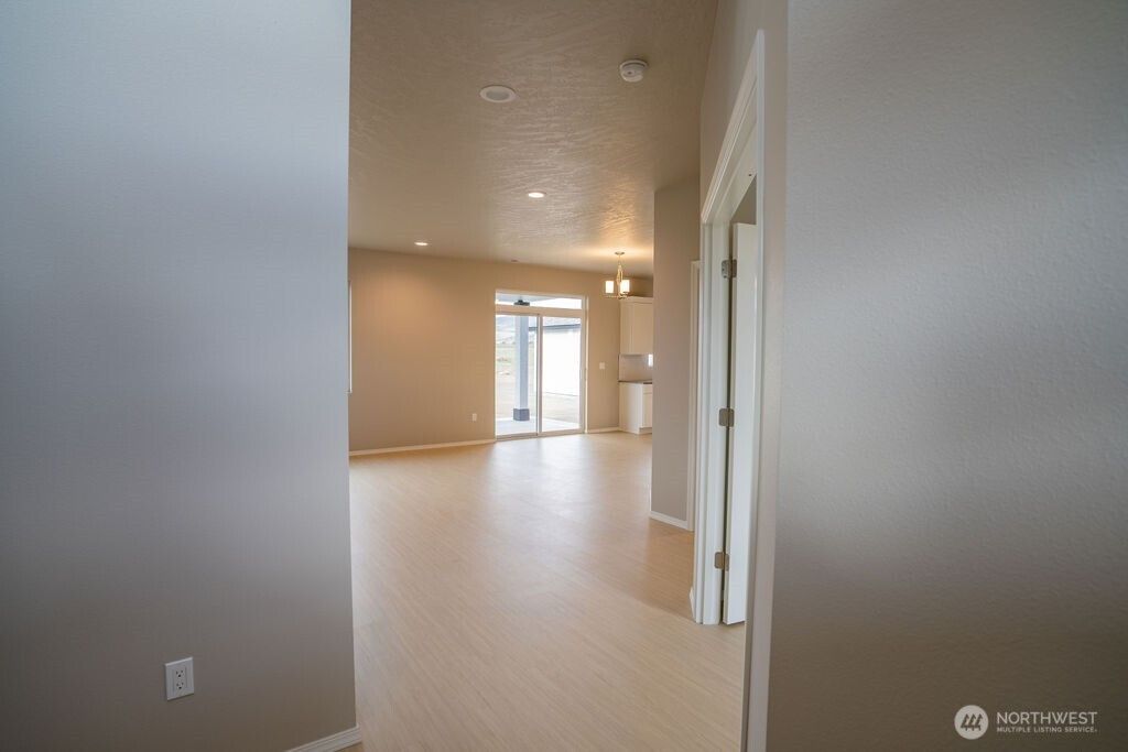 Photo of 0 Lot 22 Poplar Street, Royal City, WA 99357 (MLS # 2460936)