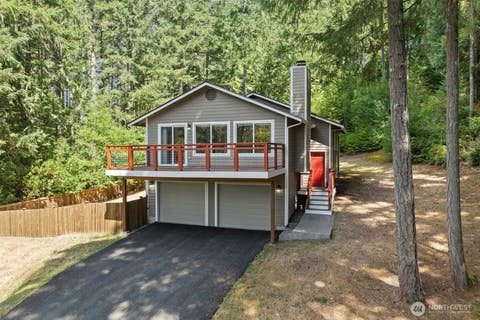 Photo of 9812 Kooley Drive NW, Gig Harbor, WA 98329 (MLS # 2561711)