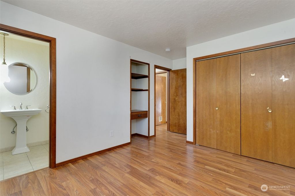 listing image 9366972947959887287