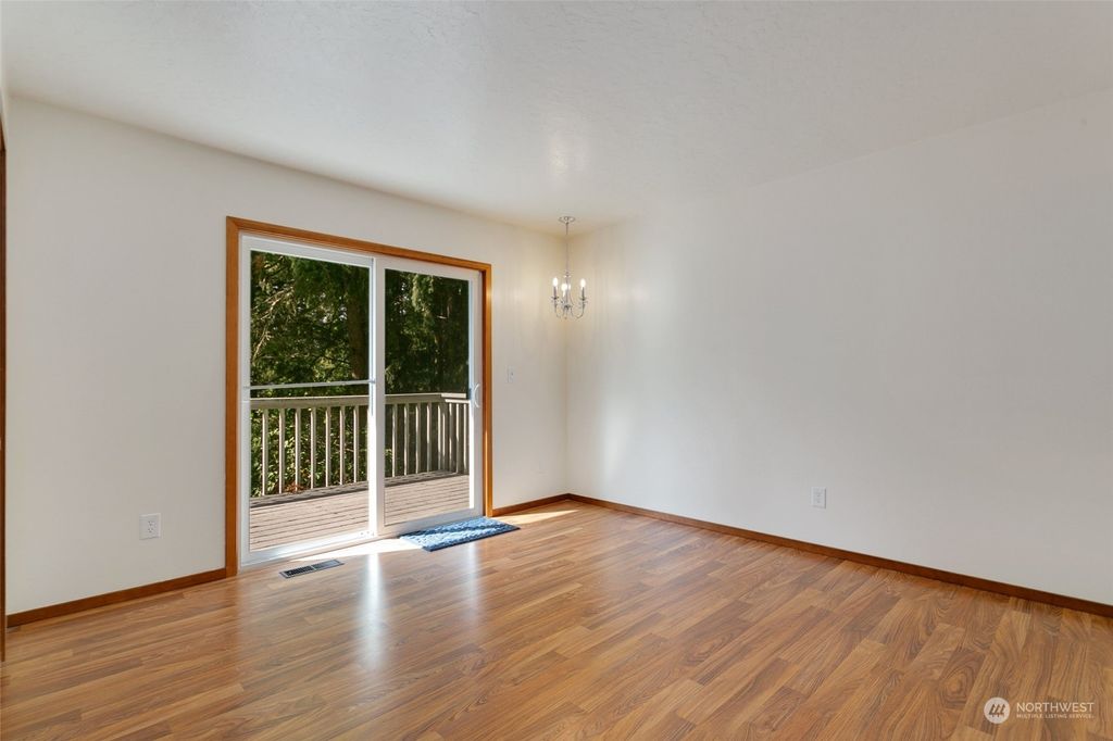 listing image 9362770405972588060