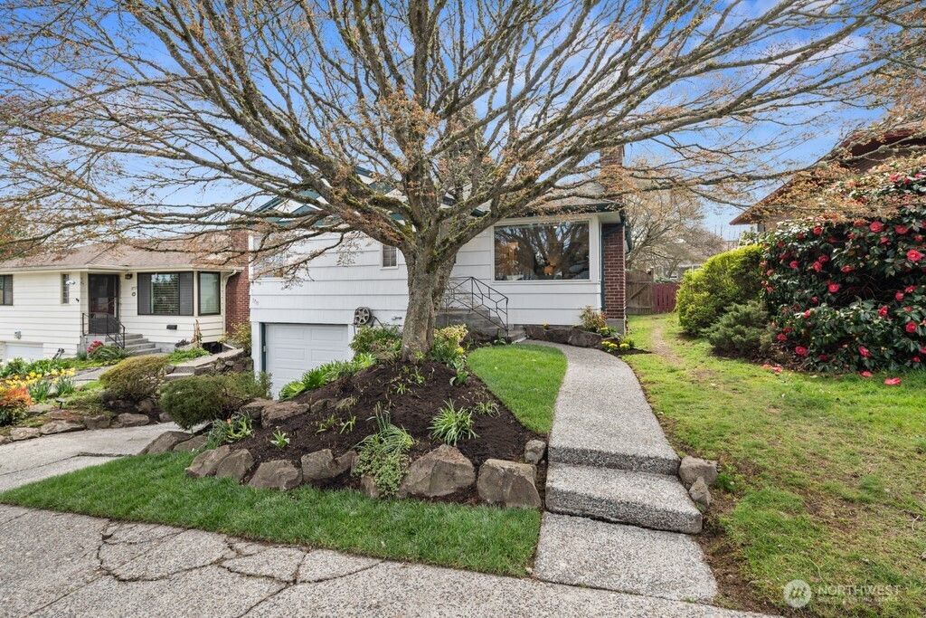 Photo of 3715 SW Rose Street, Seattle, WA 98126 (MLS # 2354062)