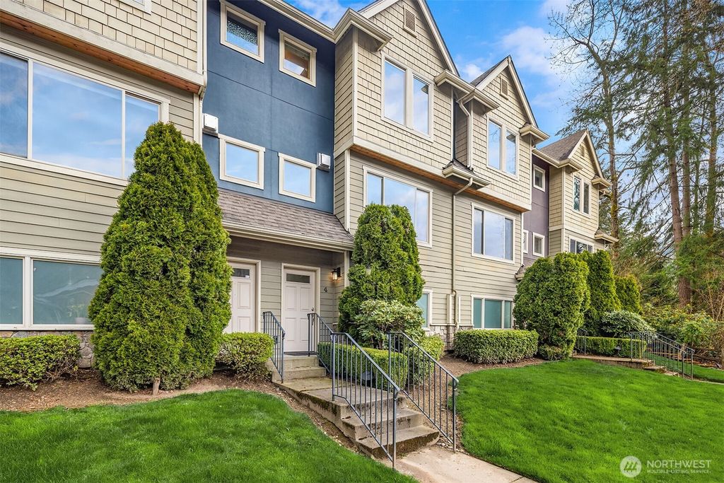 Photo of 1000 Front Street S #4, Issaquah, WA 98027 (MLS # 2360116)