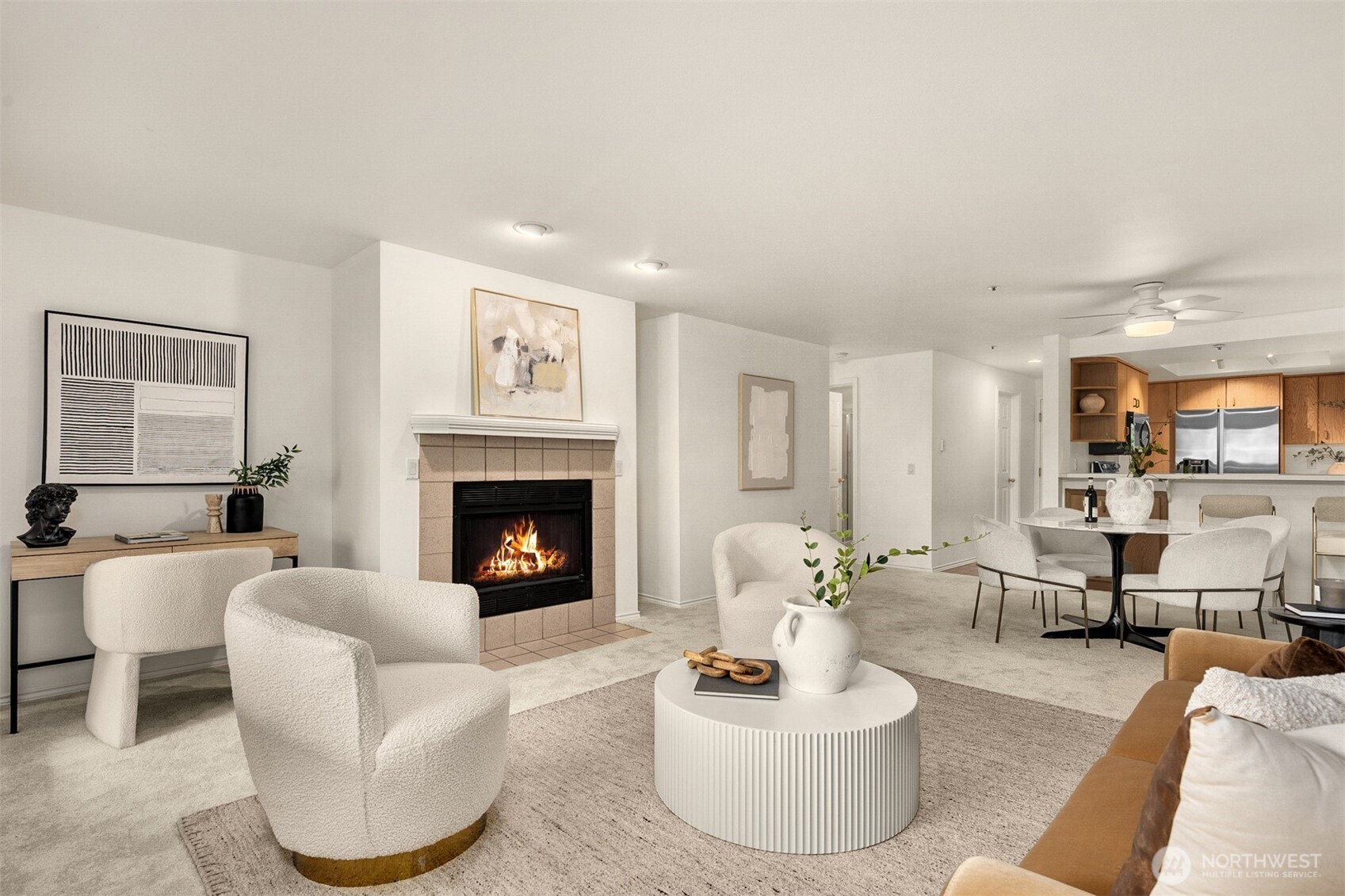 9320 NE Juanita Drive 1B