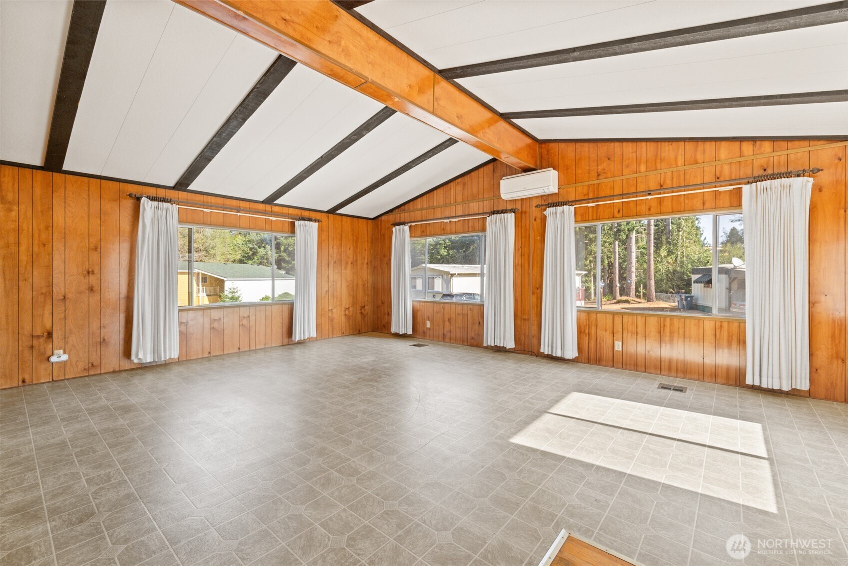 472 Leighland Ave. 23
