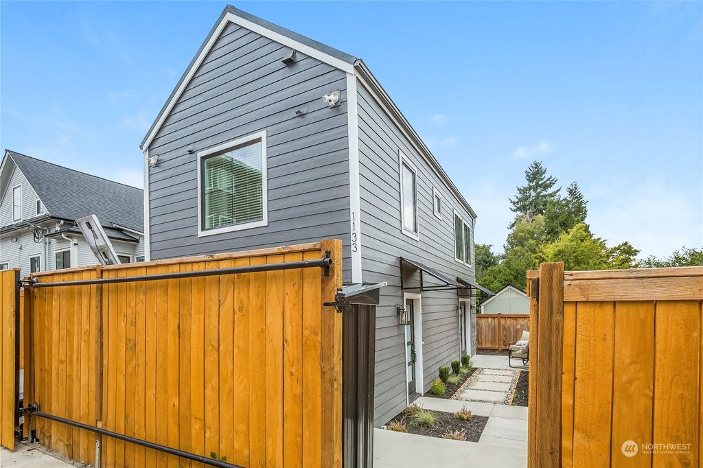 Photo of 1133 NW 62nd Street, Seattle, WA 98107 (MLS # 2163513)