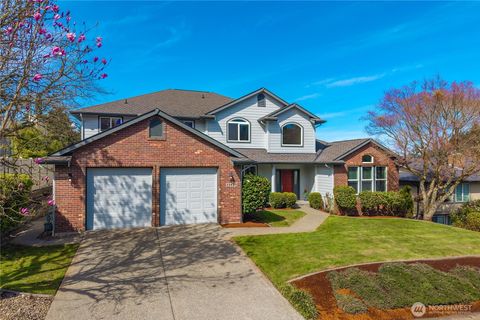 Photo of 31425 36th Avenue SW, Federal Way, WA 98023 (MLS # 2500318)