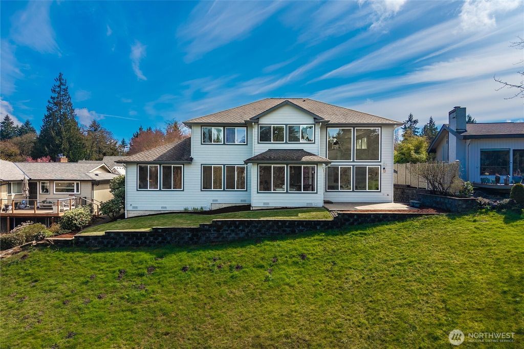 Photo of 31425 36th Avenue SW, Federal Way, WA 98023 (MLS # 2500318)