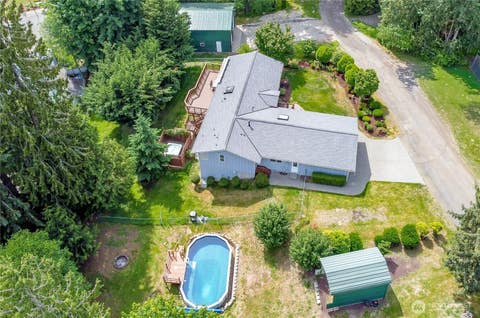 Photo of 13617 SE 197th Place, Renton, WA 98058 (MLS # 2534431)