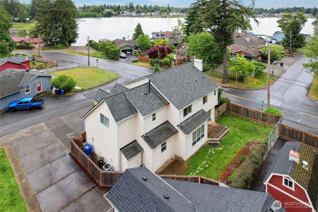 Photo of 14806 SE 267th Street, Covington, WA 98042 (MLS # 2384175)