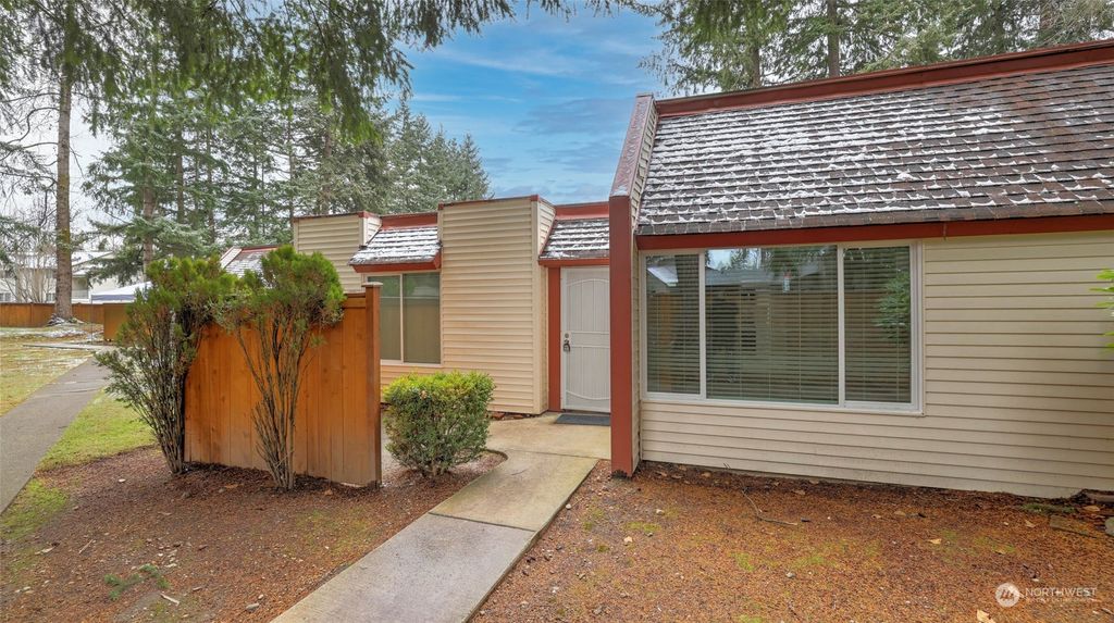 Photo of 14600 SE 176th Street #T7, Renton, WA 98058 (MLS # 2023227)