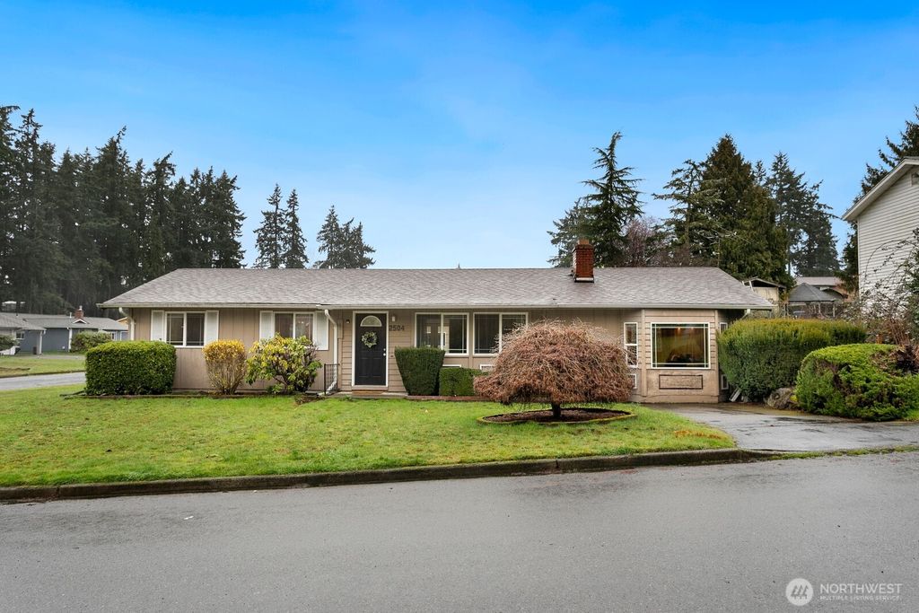 Photo of 2504 S 365th Place, Federal Way, WA 98003 (MLS # 2493617)