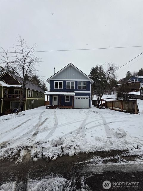 Photo of 206 W Montana Avenue, Roslyn, WA 98941 (MLS # 2460463)