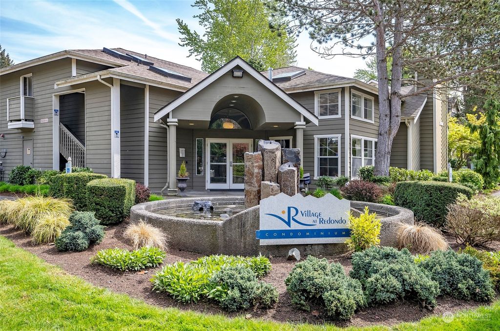 Photo of 1840 S 284th Lane #H-103, Federal Way, WA 98003 (MLS # 2227720)