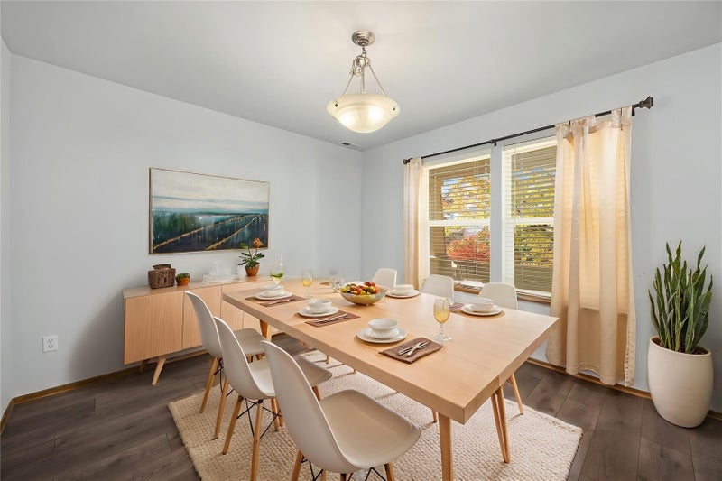 248 Ferndale Court NE
