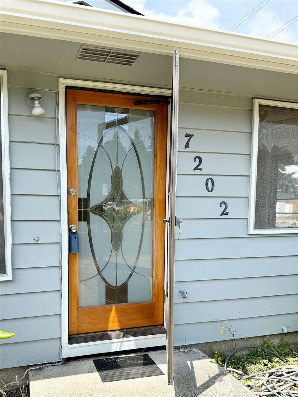 Photo of 7202 S Wapato Street, Tacoma, WA 98409 (MLS # 2475456)