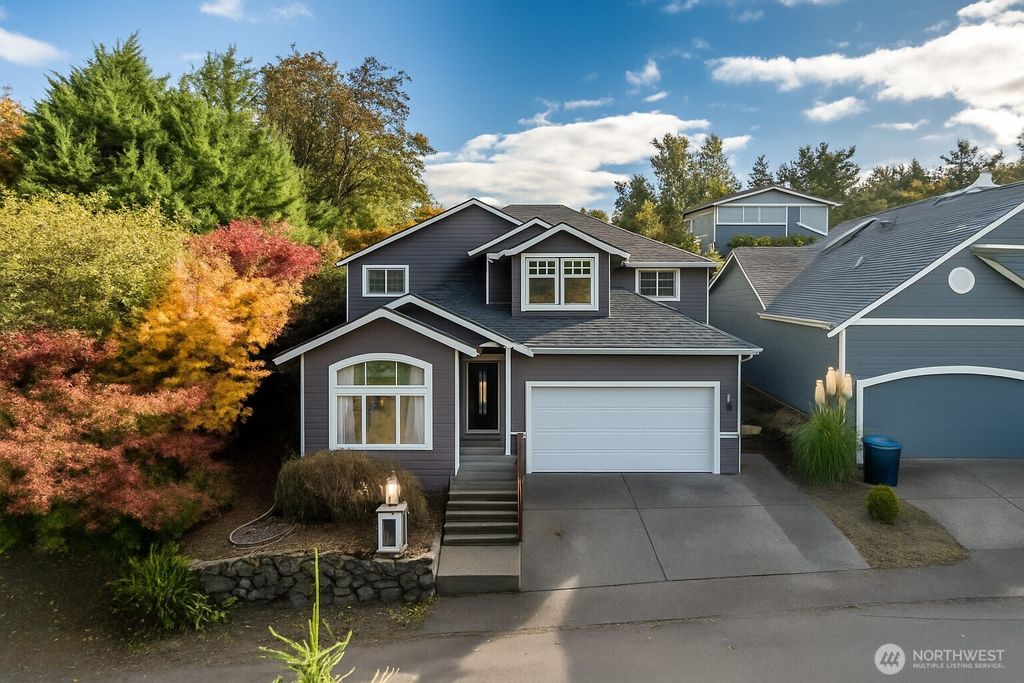 Photo of 722 E Tacoma Street, Kent, WA 98030 (MLS # 2455579)
