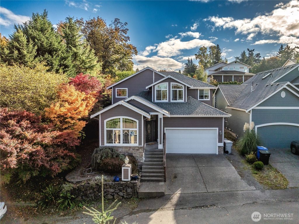 Photo of 722 E Tacoma Street, Kent, WA 98030 (MLS # 2455579)