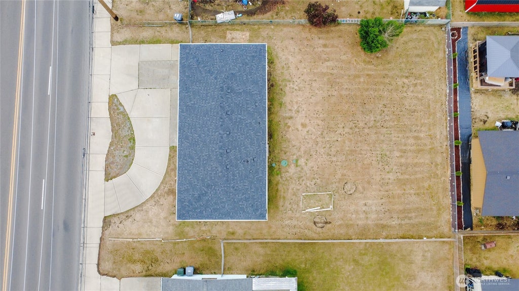 Photo of 117 176th St E ST, Spanaway, WA 98387 (MLS # 2580609)