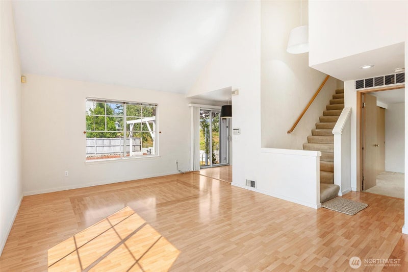 10914 SE 169th Place