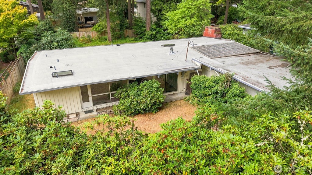 Photo of 2439 160th Avenue NE, Bellevue, WA 98008 (MLS # 2585288)