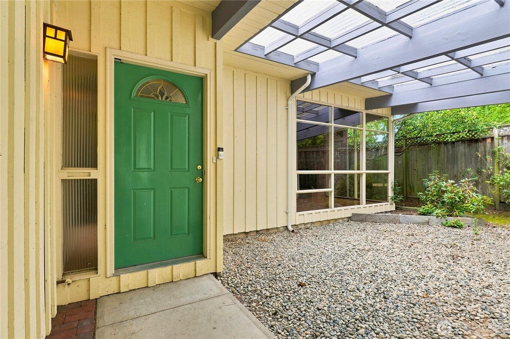 Photo of 2439 160th Avenue NE, Bellevue, WA 98008 (MLS # 2585288)