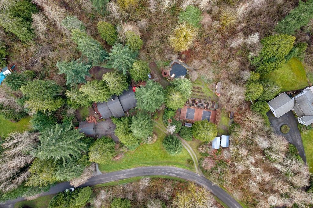 Photo of 18904 233rd Avenue NE, Woodinville, WA 98077 (MLS # 2523967)