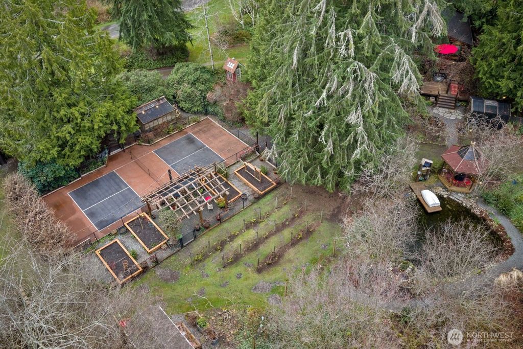 Photo of 18904 233rd Avenue NE, Woodinville, WA 98077 (MLS # 2523967)