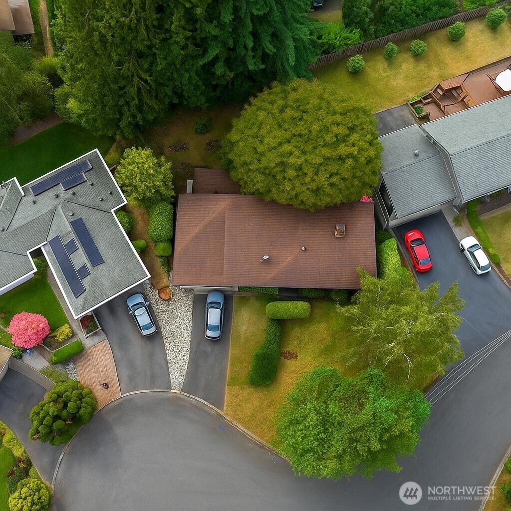 Photo of 655 152nd Avenue NE, Bellevue, WA 98007 (MLS # 2386358)