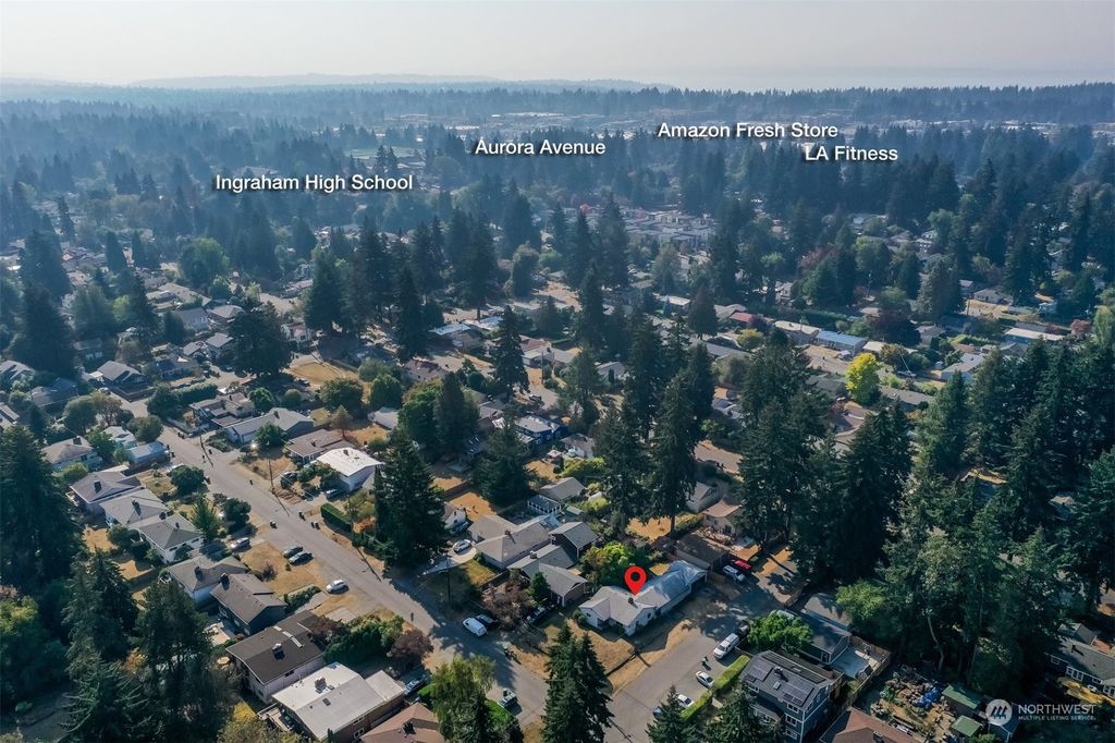 Photo of 14061 Sunnyside Avenue N, Seattle, WA 98133 (MLS # 2037468)