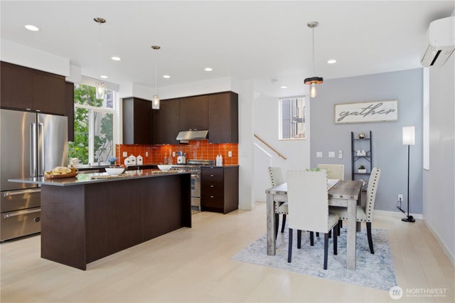1516 NW 61st Street, Seattle