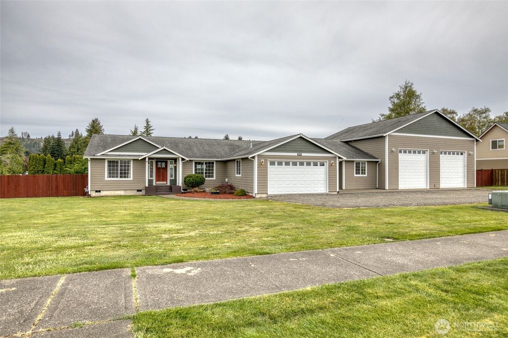 Photo of 285 Meadow Loop, Montesano, WA 98563 (MLS # 2516923)