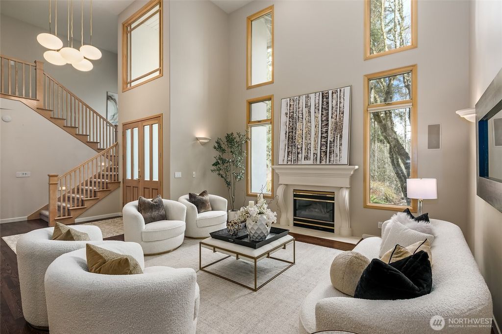 Photo of 23317 SE 37th Street, Sammamish, WA 98075 (MLS # 2479314)