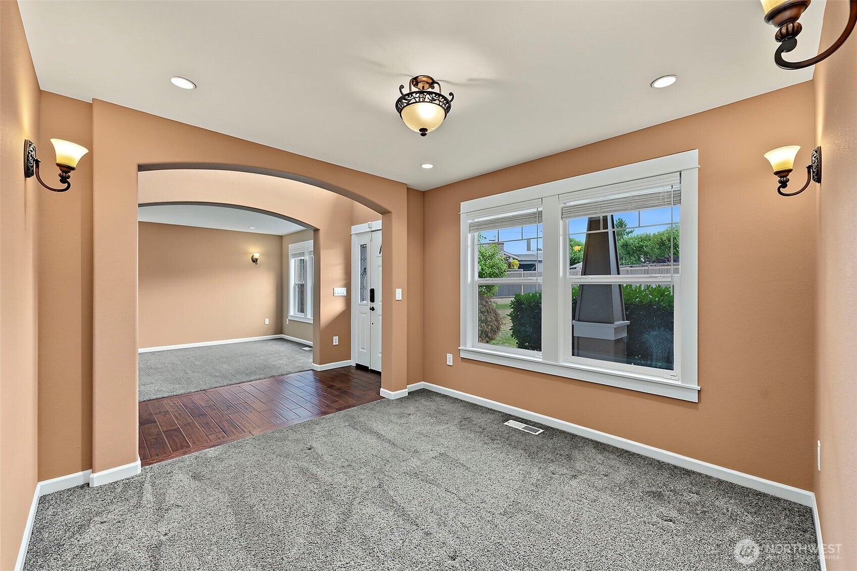 11407 135th Street E