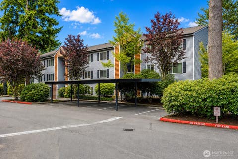 Photo of 1011 156th Ave Ne Avenue NE #207, Bellevue, WA 98007 (MLS # 2572908)