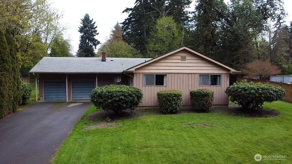 Photo of 31550 55th Avenue SW, Federal Way, WA 98023 (MLS # 2357814)