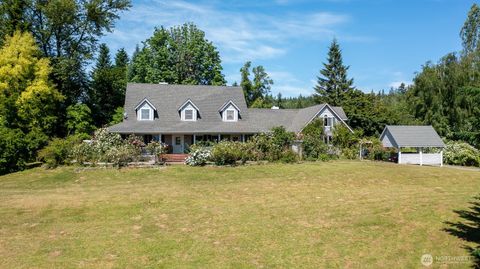 909 308th Street NE Stanwood WA 98282
