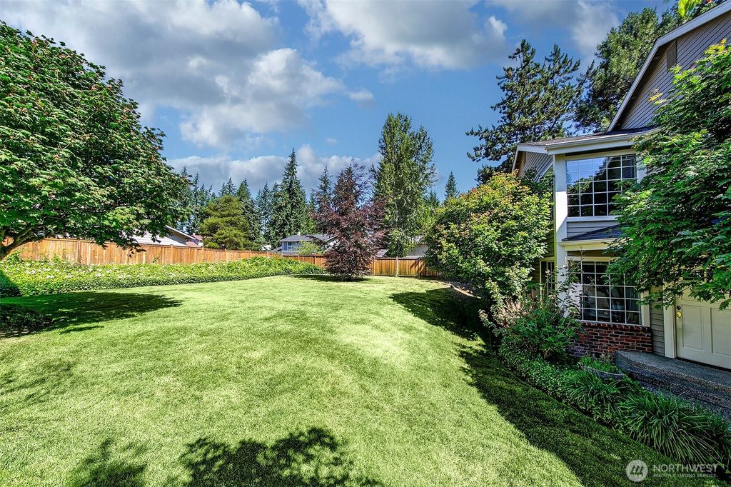 Photo of 14611 NE 3rd Street #2, Bellevue, WA 98007 (MLS # 2400799)