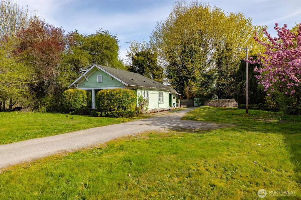 Photo of 6921 211th Place NE, Arlington, WA 98223 (MLS # 2507809)